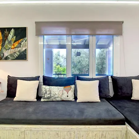 Olive Holiday home *