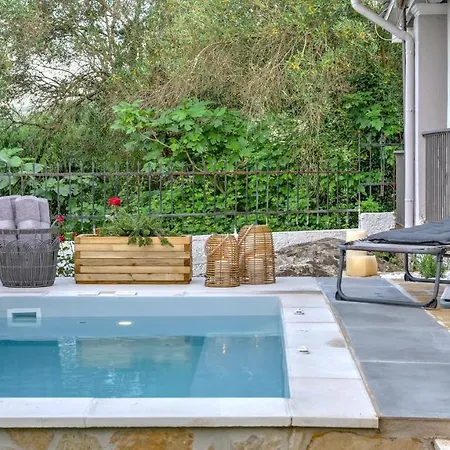 Holiday home Olive *