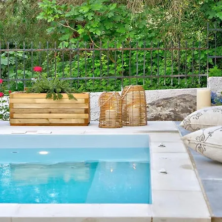 Olive Holiday home *